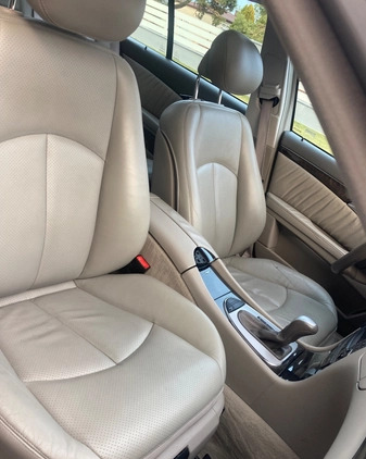 Mercedes-Benz Klasa E cena 38900 przebieg: 260000, rok produkcji 2003 z Lubaczów małe 254